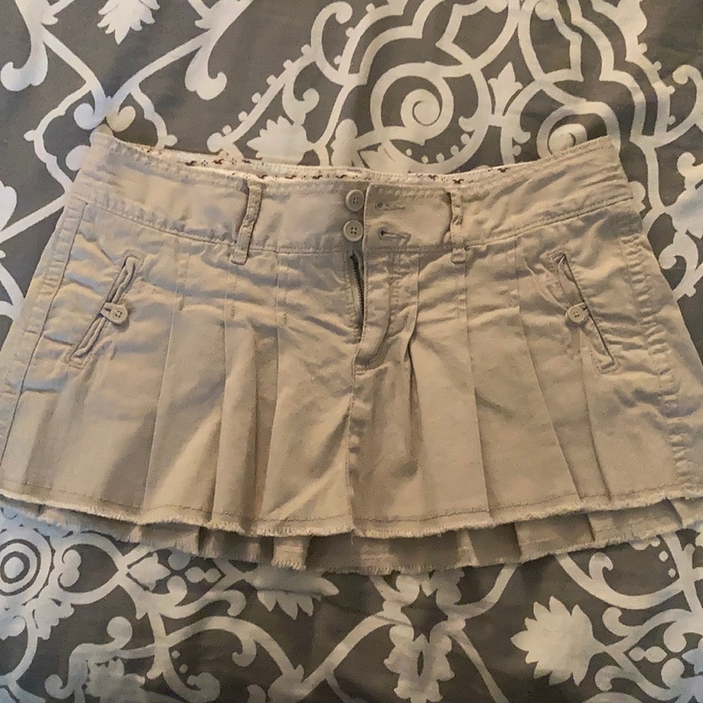 Hollister Khaki Cheerleader Skirt